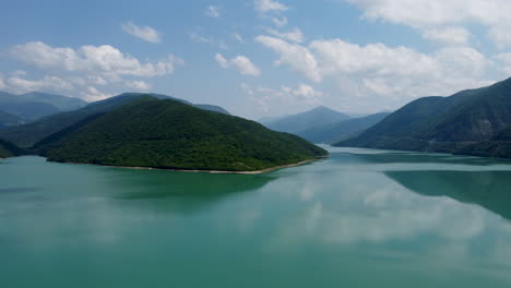 Embalse-Kazbegi