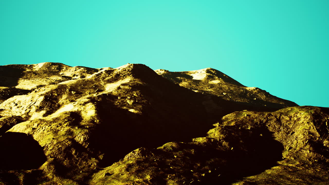 paisaje montañoso de invierno al atardecer