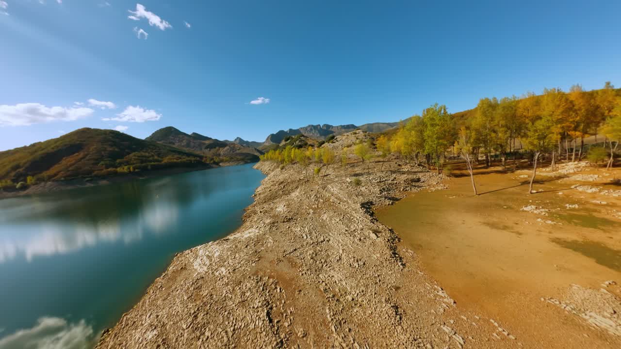 Mountain reservoir in Castilla y León seen from the air