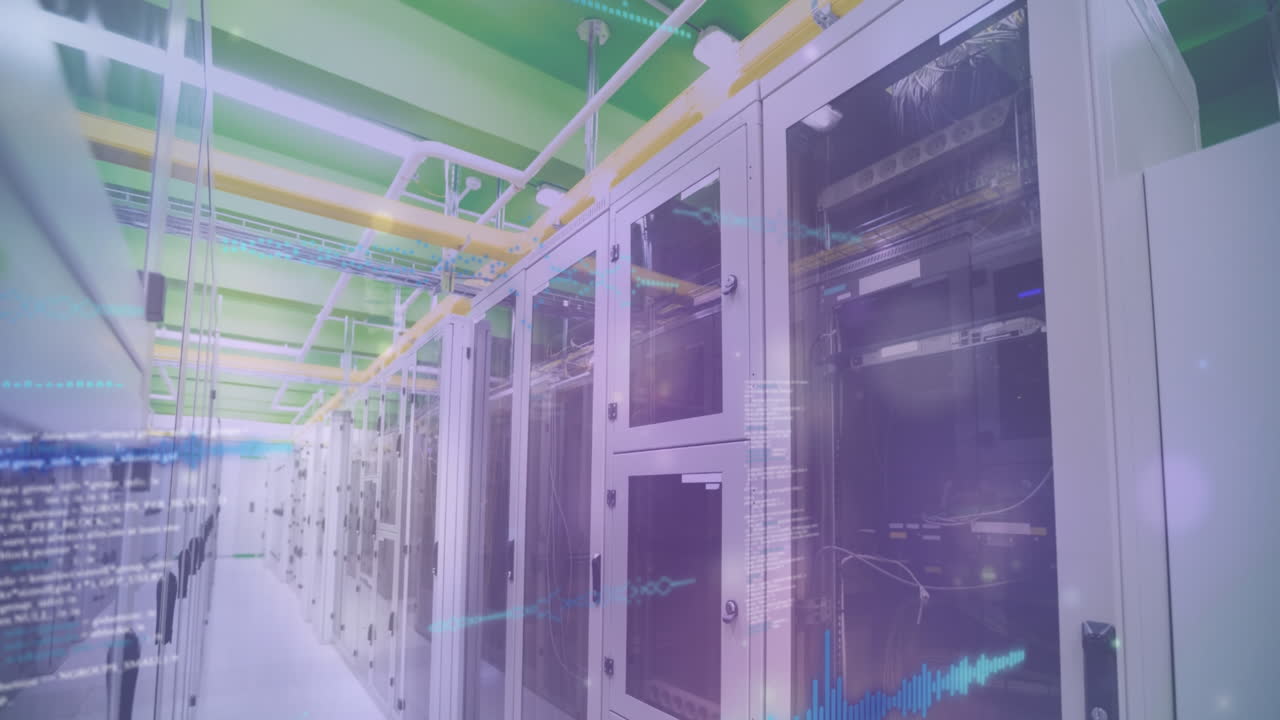 animación del procesamiento de datos y puntos de luz coloridos contra la sala del servidor de la computadora.
