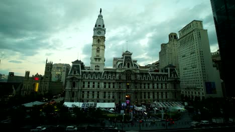 lapso de tiempo del ayuntamiento de filadelfia - bulliciosas calles de la ciudad