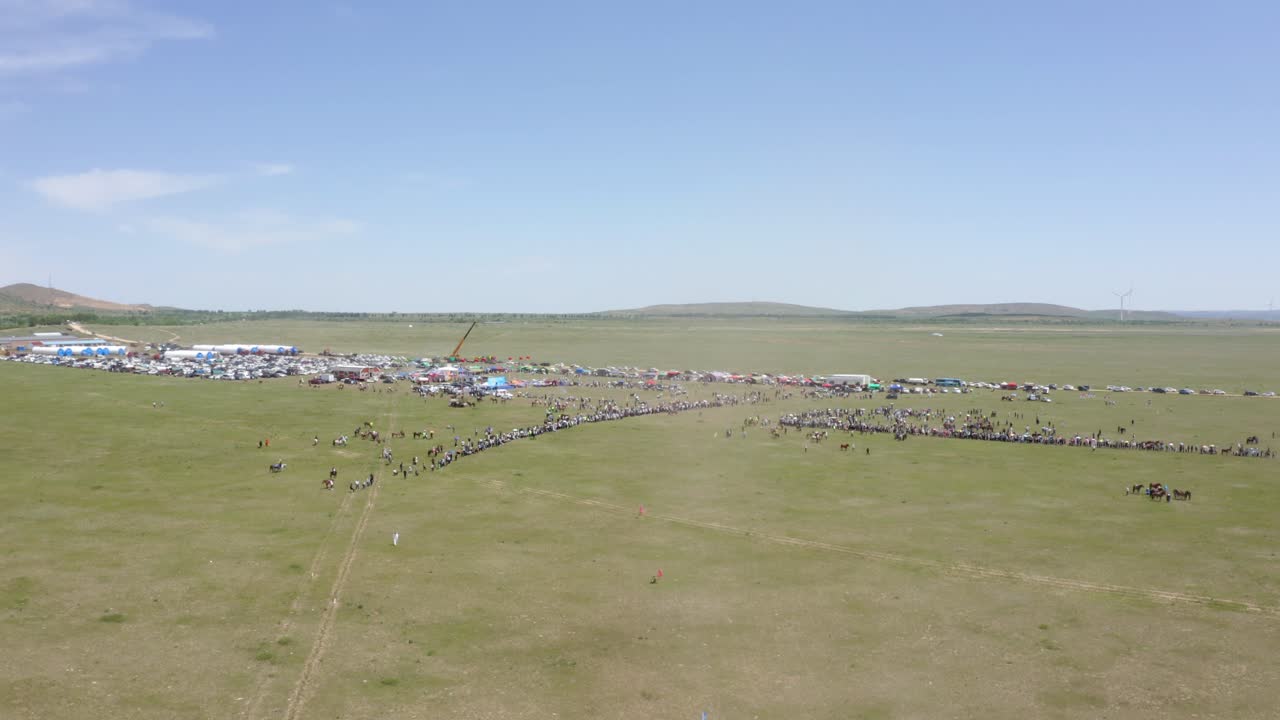 나다암 전통 몽골 게임 축제 의 공중 촬영