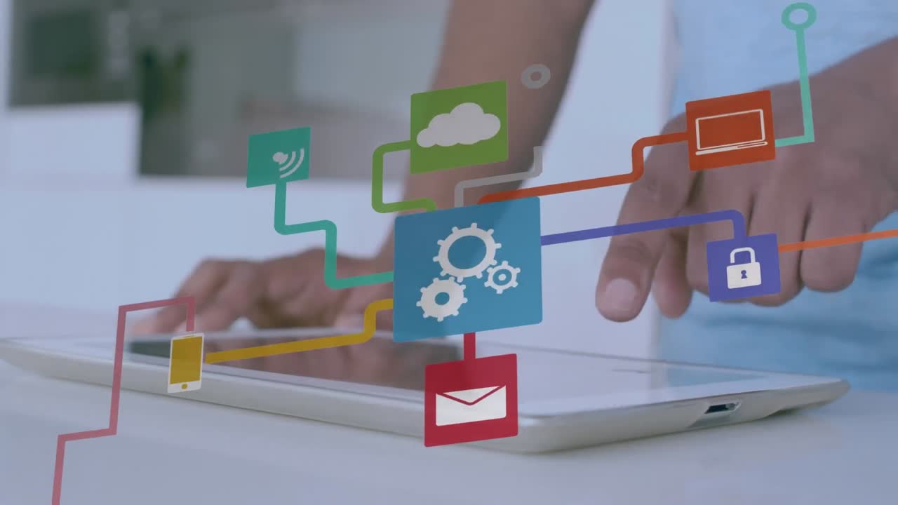 animación del icono de la nube y las conexiones sobre el hombre biracial usando un teléfono inteligente