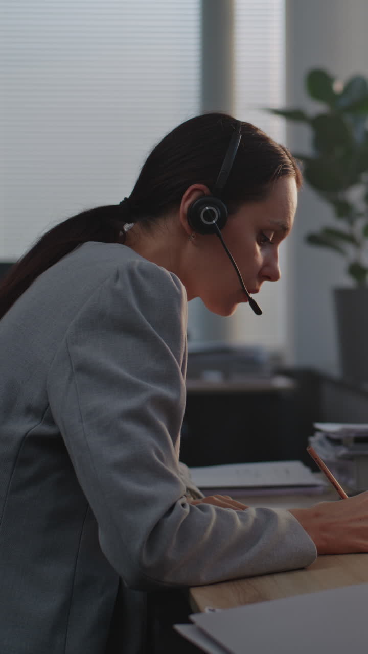 Businesswoman working on a computer