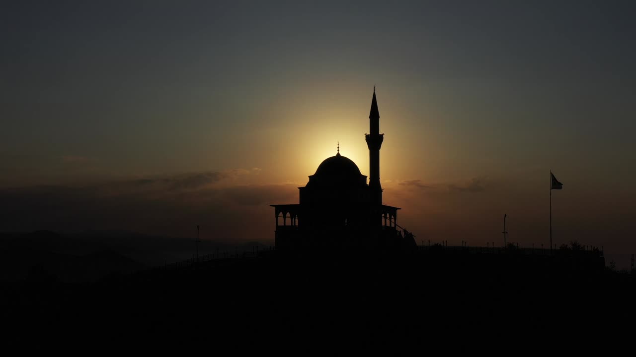 la mezquita de la montaña
