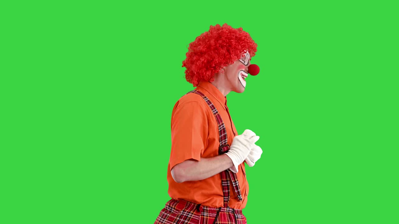 수줍어한 조롱거리가 생각하고 녹색 화면에서 고, 크로마 키