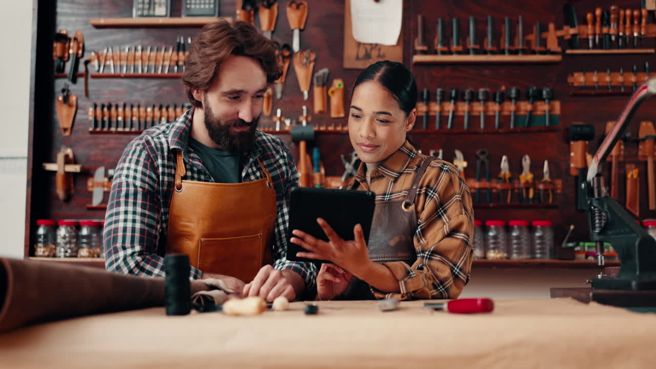 fábrica de cuero, retrato de un hombre