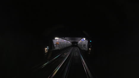 lapso de tiempo de viaje en tren subterráneo
