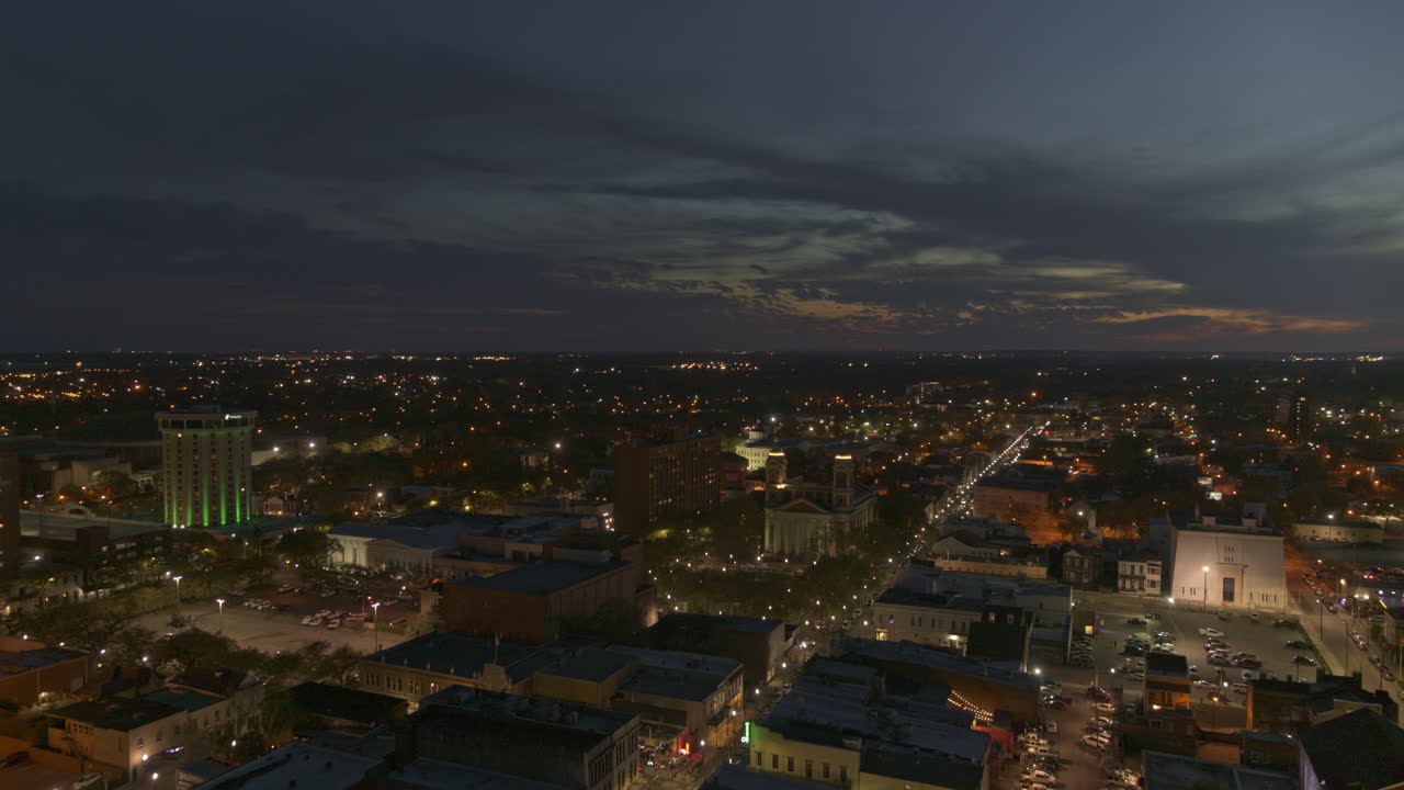 Mobile Alabama Aerial v25 descending parallax view of downtown and the city skyline at sunset - DJI Inspire 2, X7, 6k - March 2020