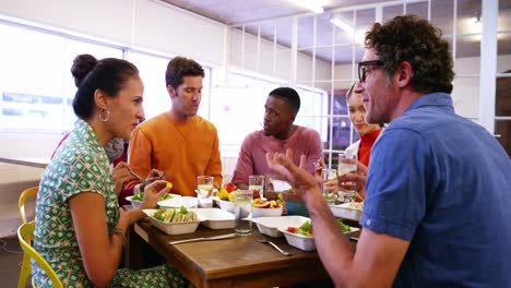 Group-of-business-executives-having-breakfast