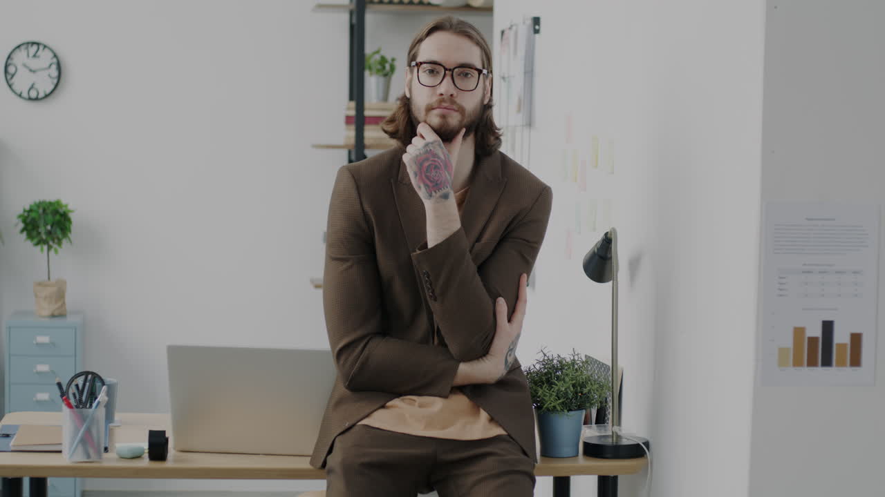 Hombre de negocios en la oficina