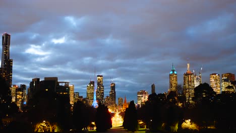 timelapse del horizonte de paranoma de melbourne en la noche timelapse de la noche de la ciudad de melbourne