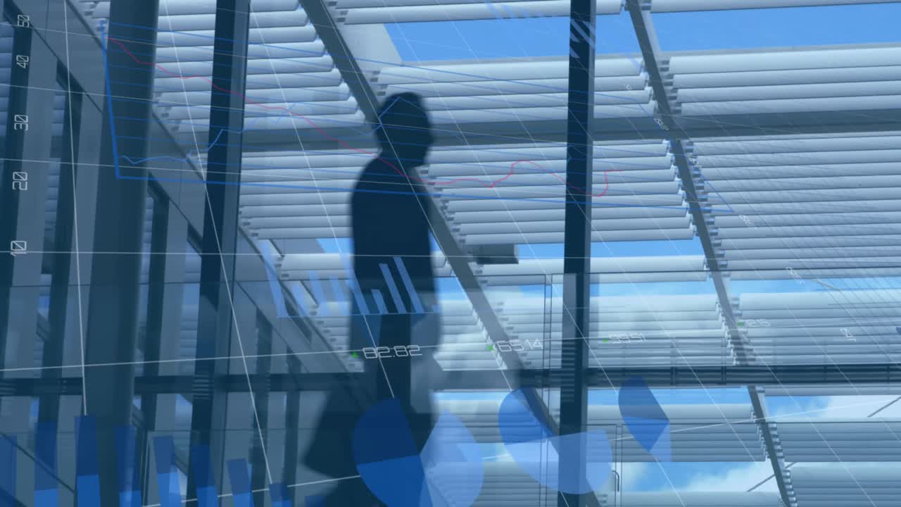 사무실에서 다양한 사업가들에 대한 금융 데이터 처리의 활성화