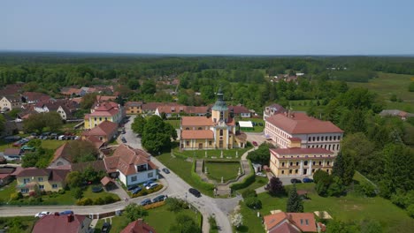 Autos-Auf-Der-Straße