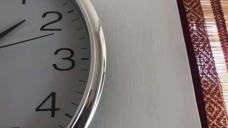 reloj de pared en movimiento concepto de tiempo de reloj de parede