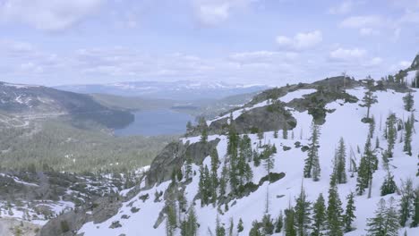 Aerial-view-above-Lake-Tahoe,-California