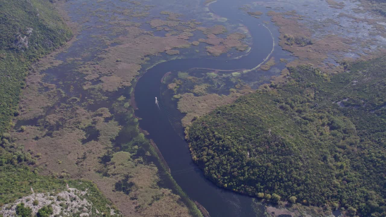 몬테네그로 에 있는 스카다르 호수 의 사진