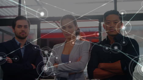 animación de la red de conexión sobre personas de negocios en la oficina
