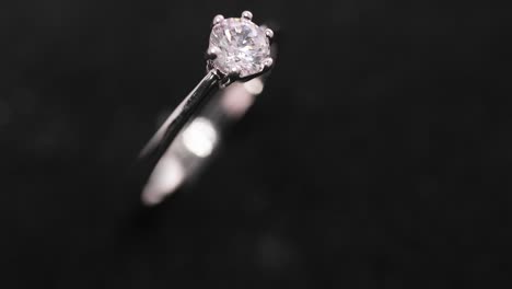anillo de compromiso de diamante giratorio, bucle sin costuras