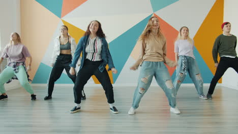 teenagers dancing in a class
