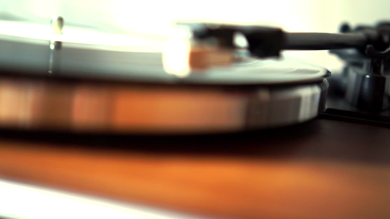 영화 촬영에서 테이블 헤드를 회전시키는 것