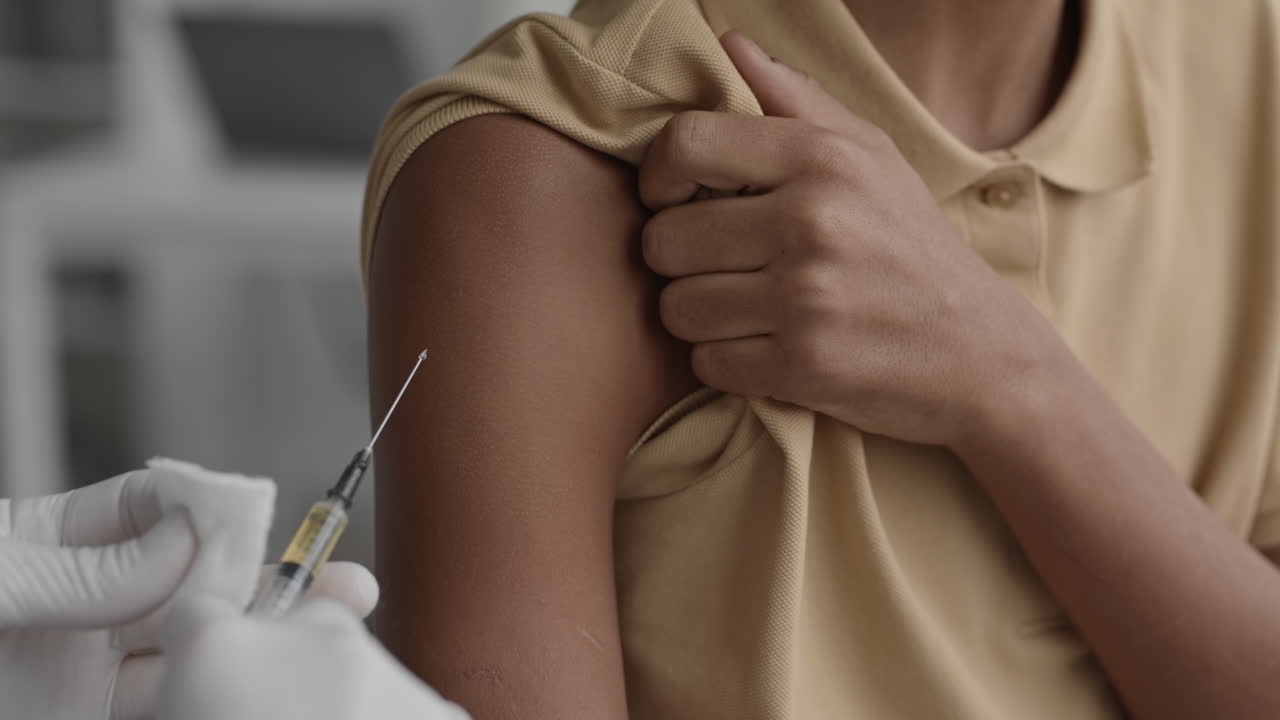 preparación para la inyección de la vacuna