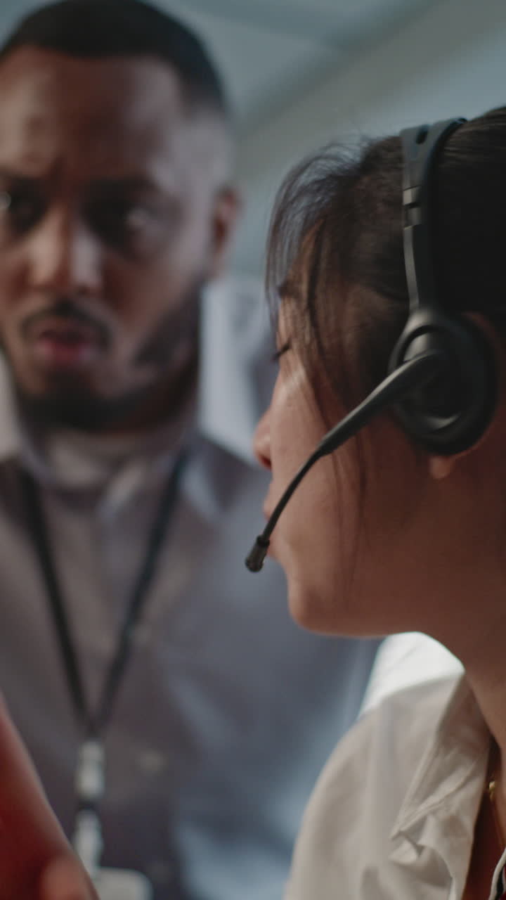 colegas de negocios en una reunión