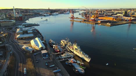 Maritiman---Floating-Maritime-Museum-On-The-Gota-Alv-River-In-Gothenburg,-Sweden