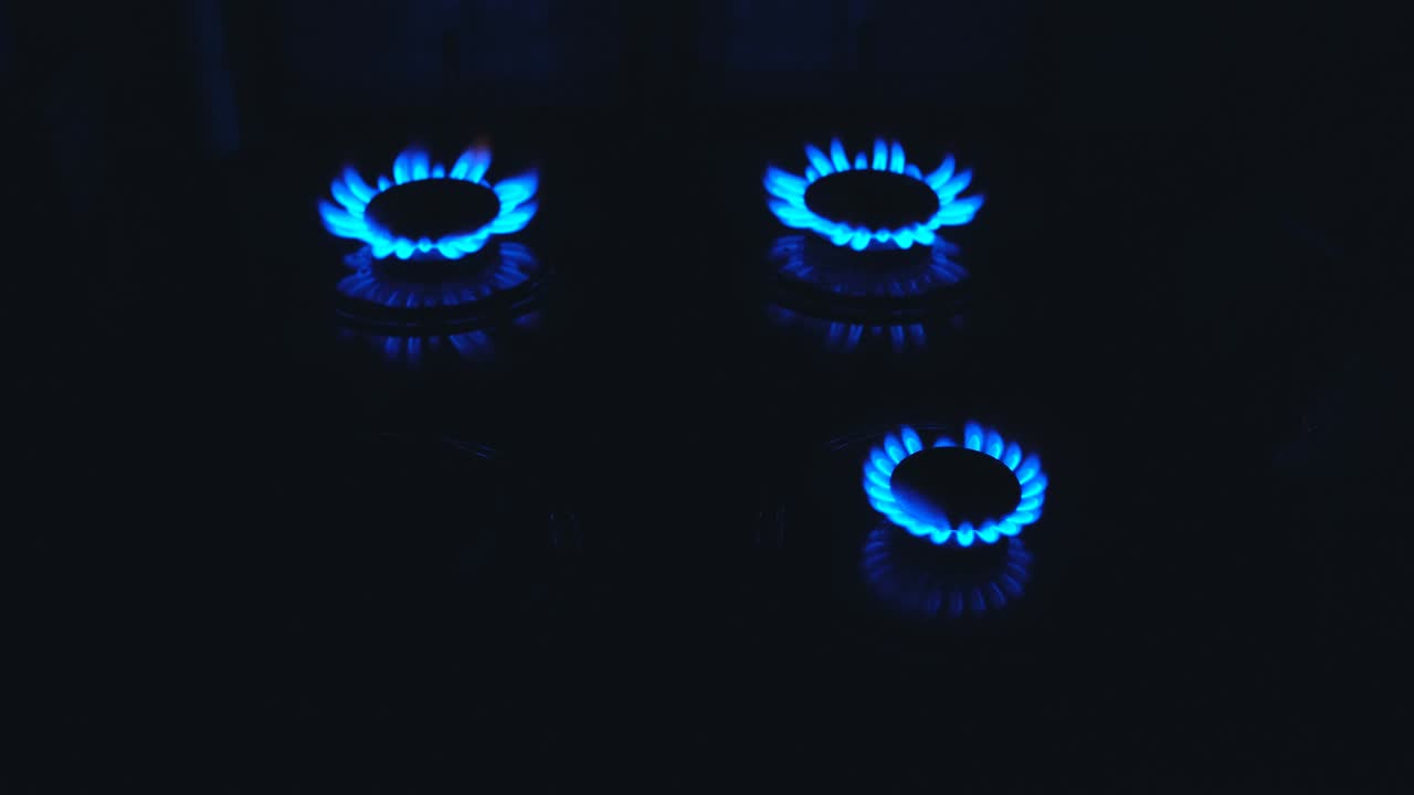 천연 가스 염증, 근접