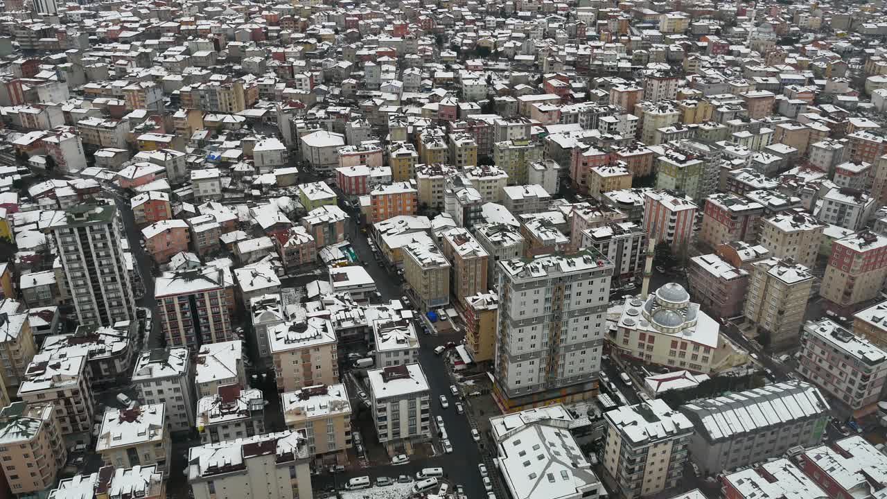 눈으로 인 도시