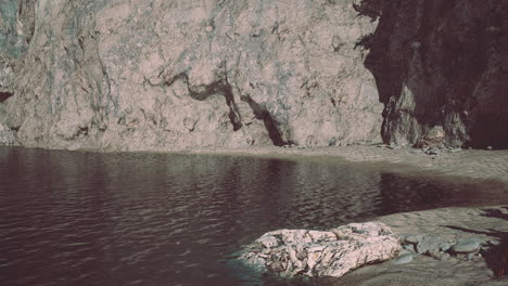 encuentro cercano de rocas calcáreas