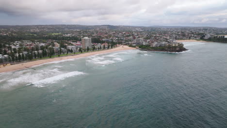 4k drone cinemático playa varonil nsw