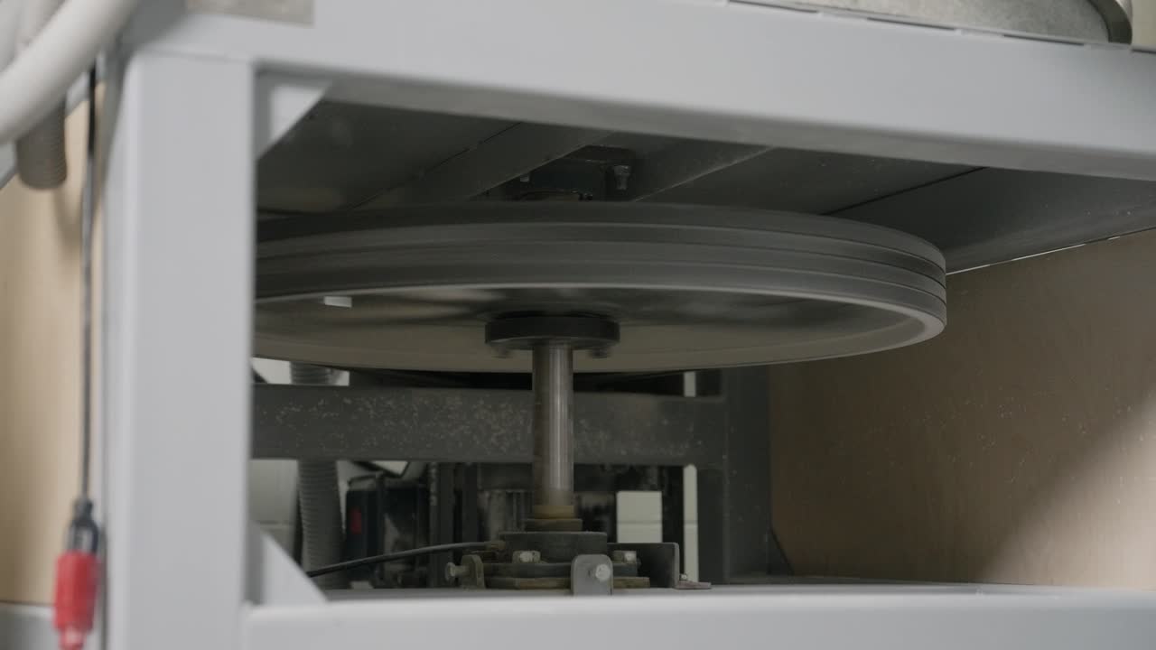 дно каменной мельницы