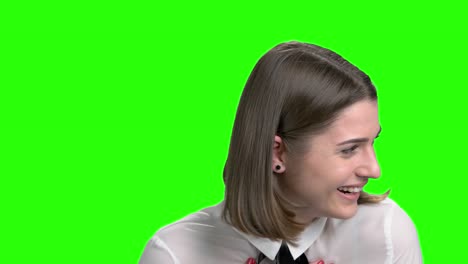 el rostro alegre de una mujer feliz, emociones positivas.