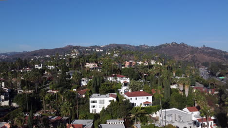 Drohnenaufnahme-Von-Häusern-In-Den-Hollywood-Hills