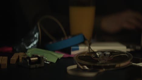 piezas y equipos de audio antiguos