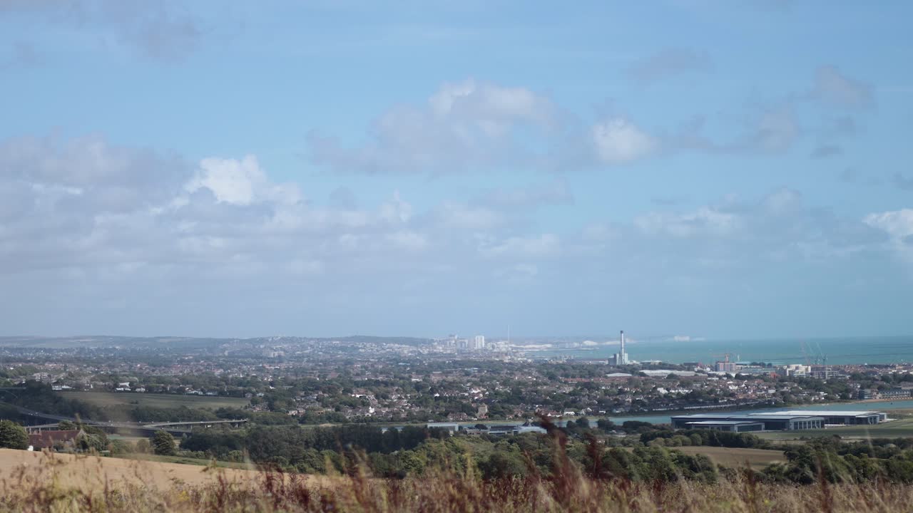 워팅과 주변 시골의 파노라마 뷰