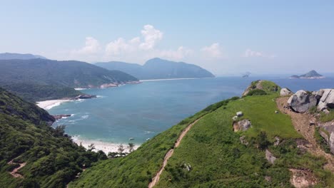 Hermosa-Naturaleza-En-Una-Gran-Ciudad-De-Río-De-Janeiro,-Brasil