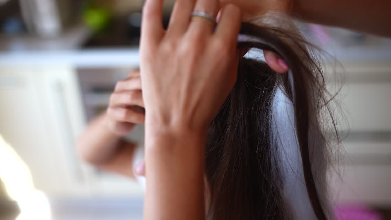 머리카락을 는 것