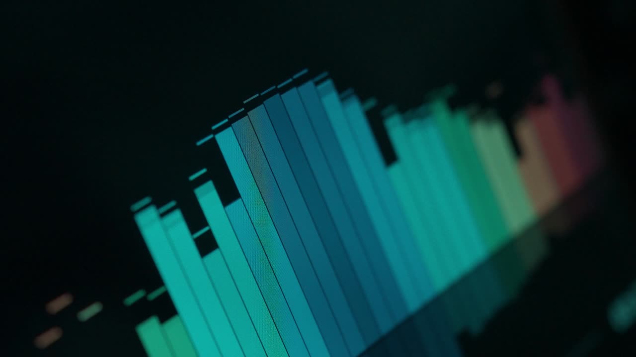 음악 동등화 바: 검은색 배경 루프 애니메이션에 오디오 파동 형식 동등화. 음악 또는 음파 영상. 색상 음향 시각화. 추상화. 그라디언트 스트럼 바 그래프. 반이고 스.