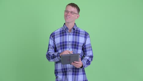 portrait of hipster man wearing eyeglasses