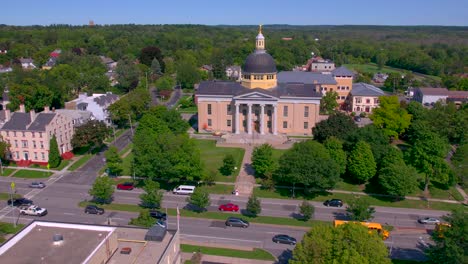 cool-drone-shot-backing-away-from-the-Beautiful-Courthouse-in-Canandaigua,-New-York-near-Canandaigua-Lake