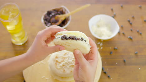 arepas, venezuelan dish made of corn flour