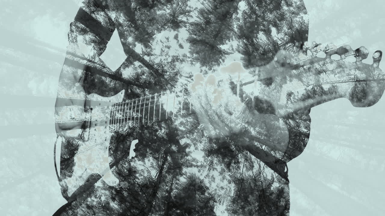 animación de las copas de los árboles girando sobre el hombre caucásico tocando la guitarra en blanco y negro