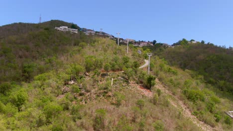 montañas tortola y funicular en islas vírgenes del reino unido