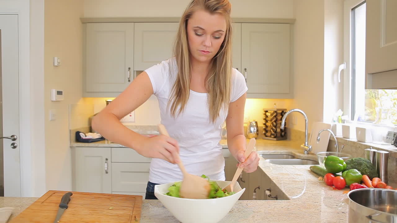 부에서 러드를 는 여자