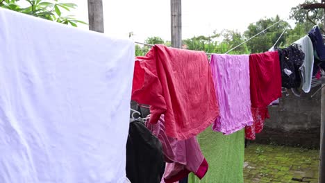 the laundry hanging on the line during the day