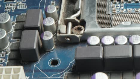 componente eterno de la placa base de la computadora vista de cerca
