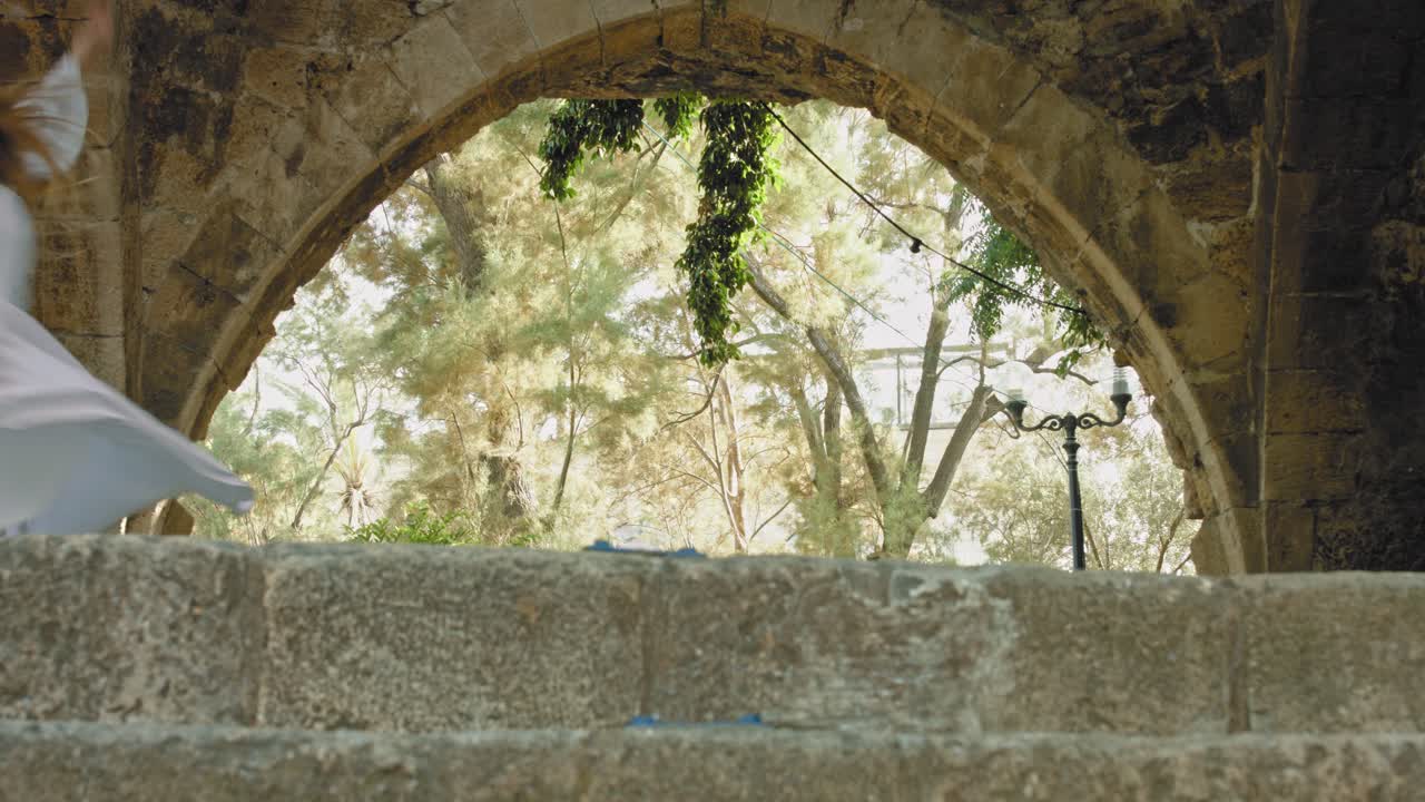 오래된 구조의 소프트 댄스 3