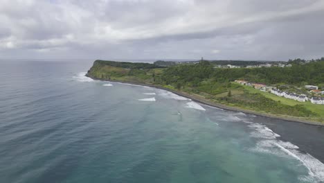 Slow-Shot-Of-Lennox-Heads---Northern-Rivers-Region---NSW---Australia---Aerial-Shot